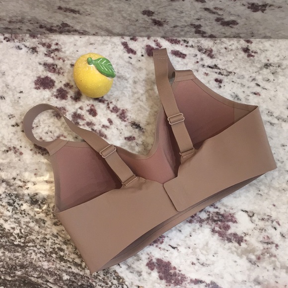 LULULEMON 32D Hold True Bra Soft Sand Size 32D - Picture 8 of 16